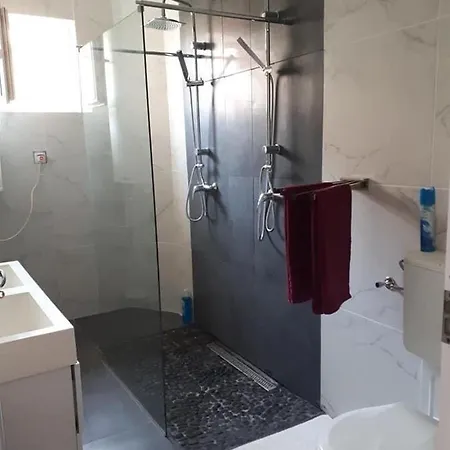 Barsony Vendeghaz Гостевой дом *